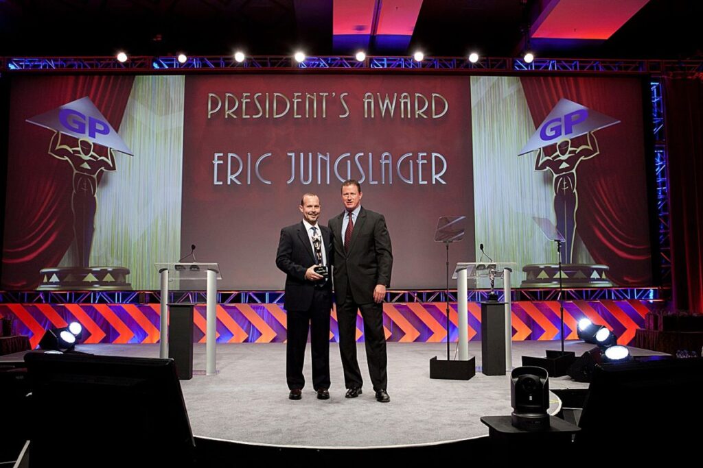 awards 0001 1200x800 1